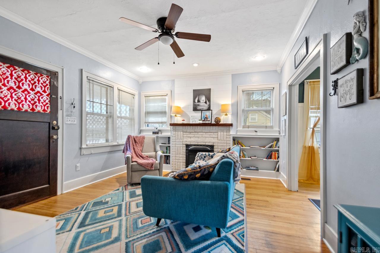 120 W G Avenue