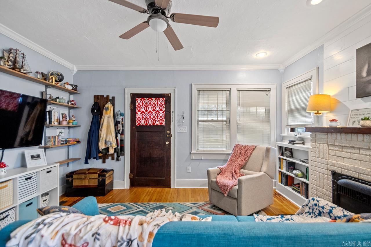 120 W G Avenue