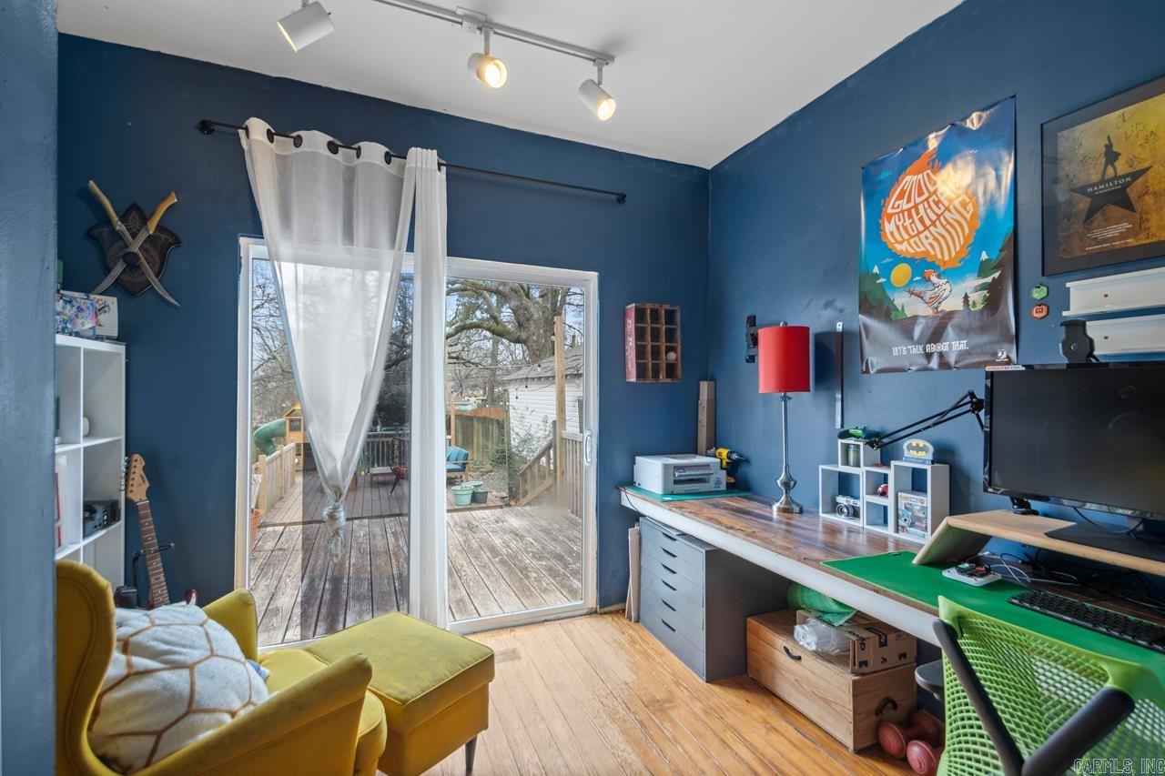 120 W G Avenue