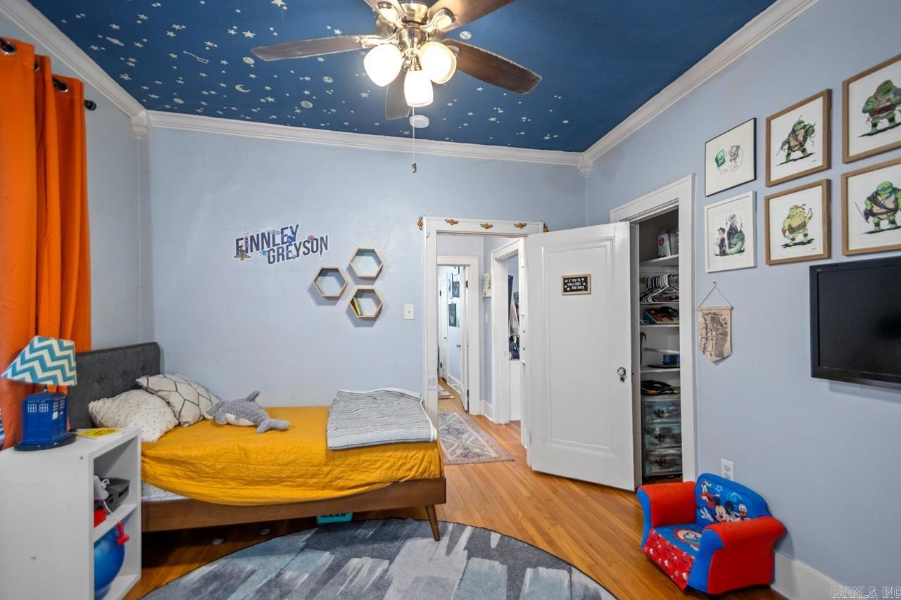 120 W G Avenue