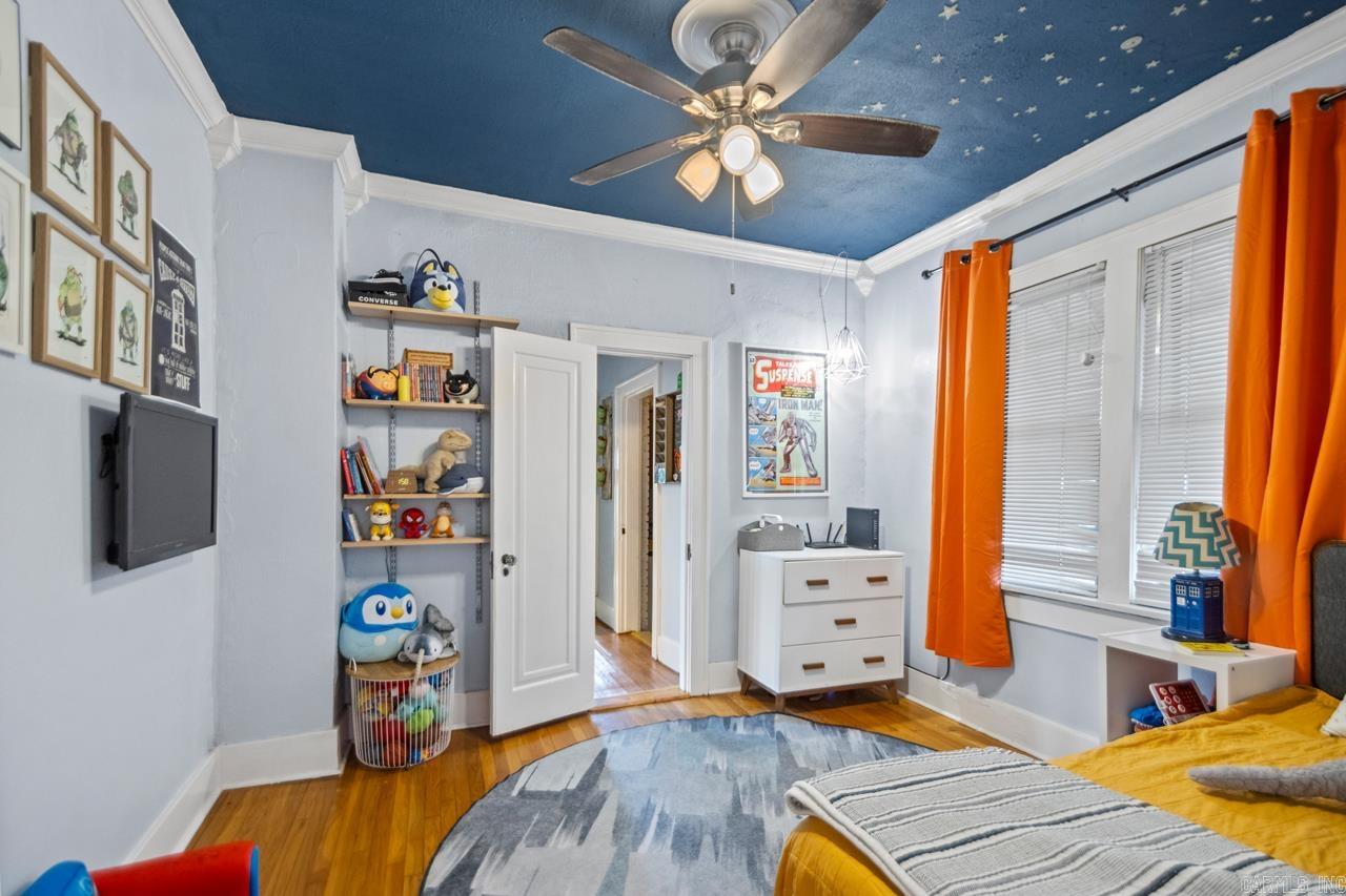 120 W G Avenue