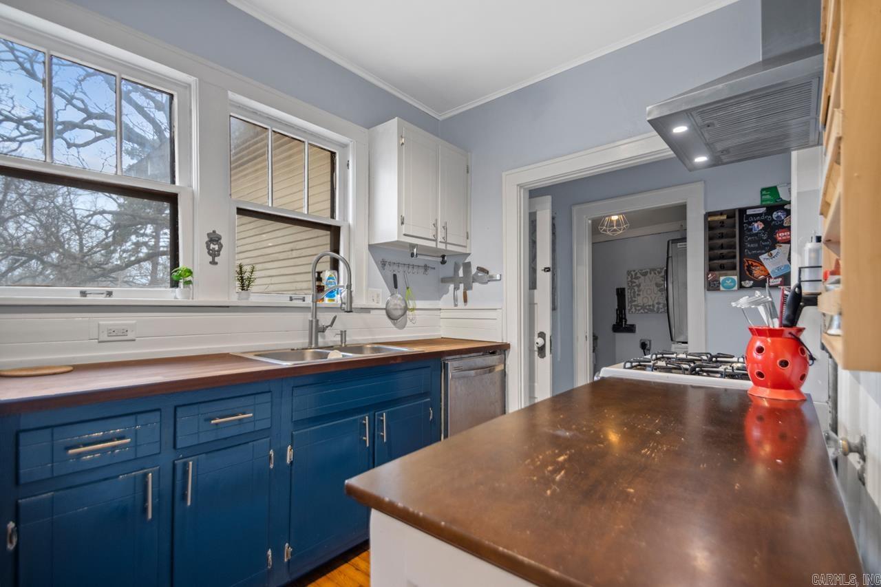 120 W G Avenue
