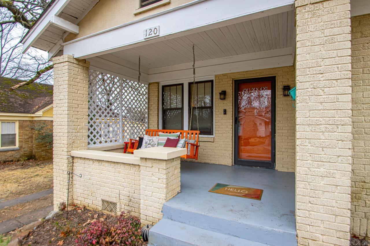 120 W G Avenue