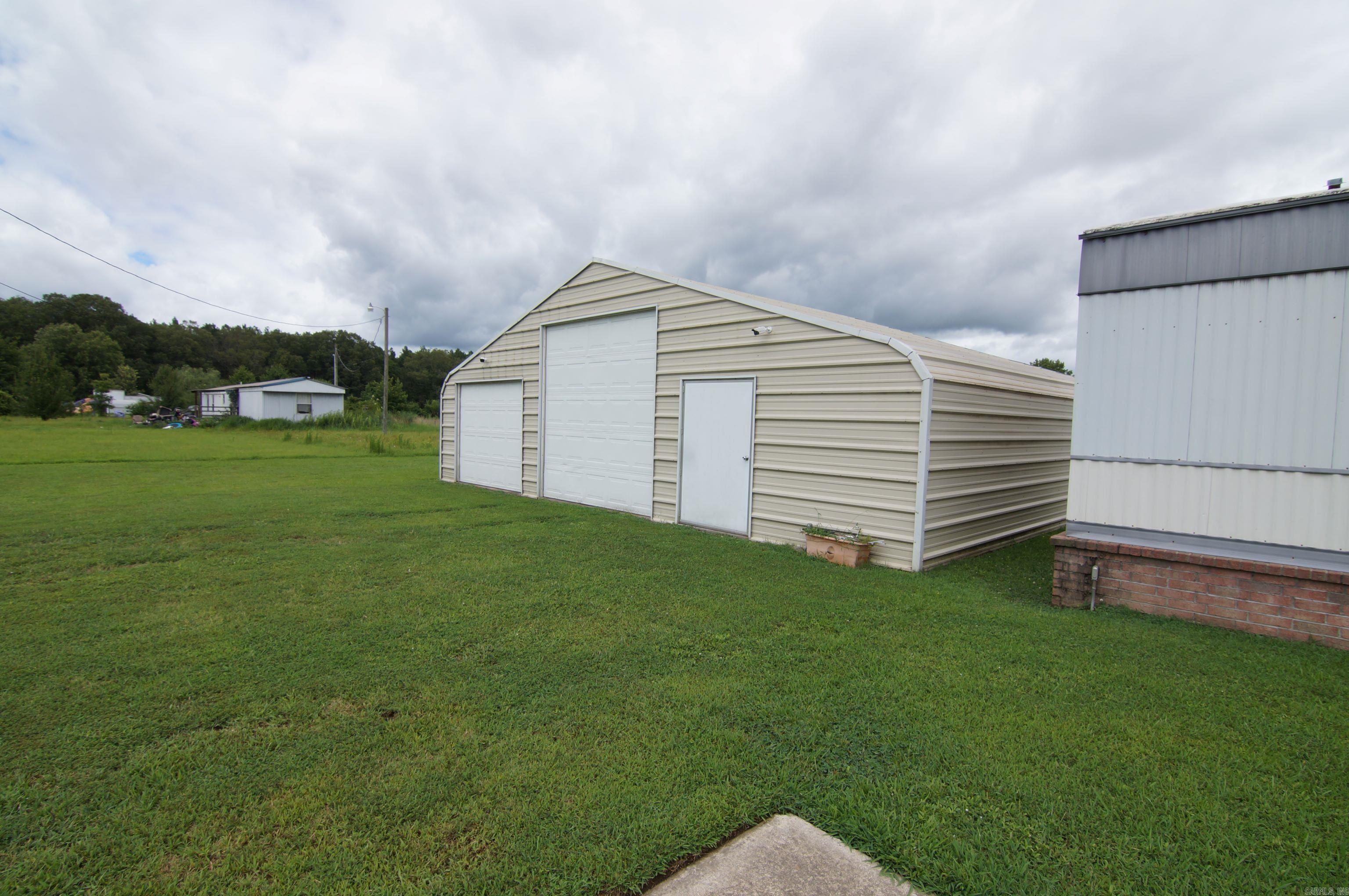 365 Maple Tree Cove