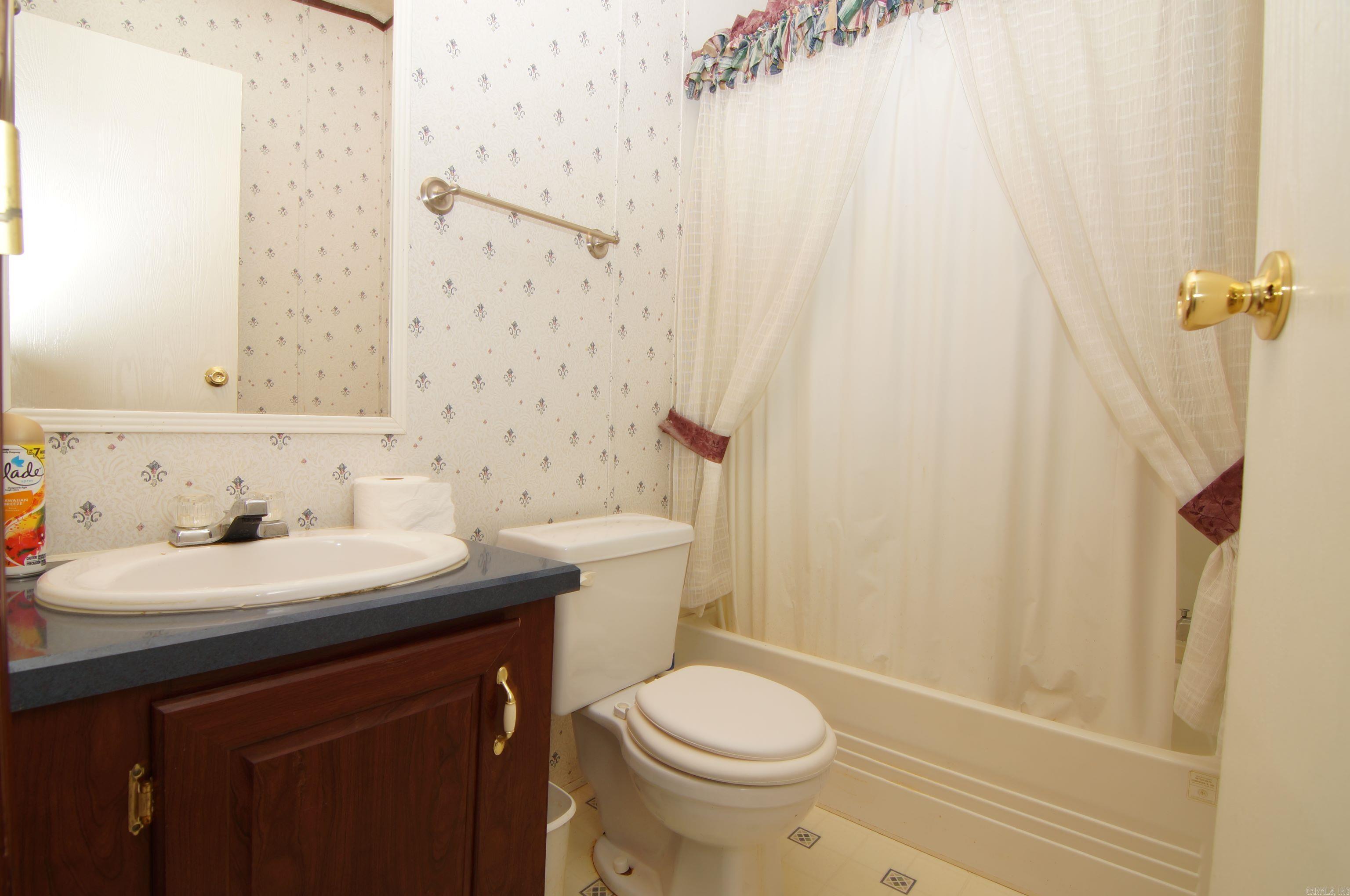 365 Maple Tree Cove