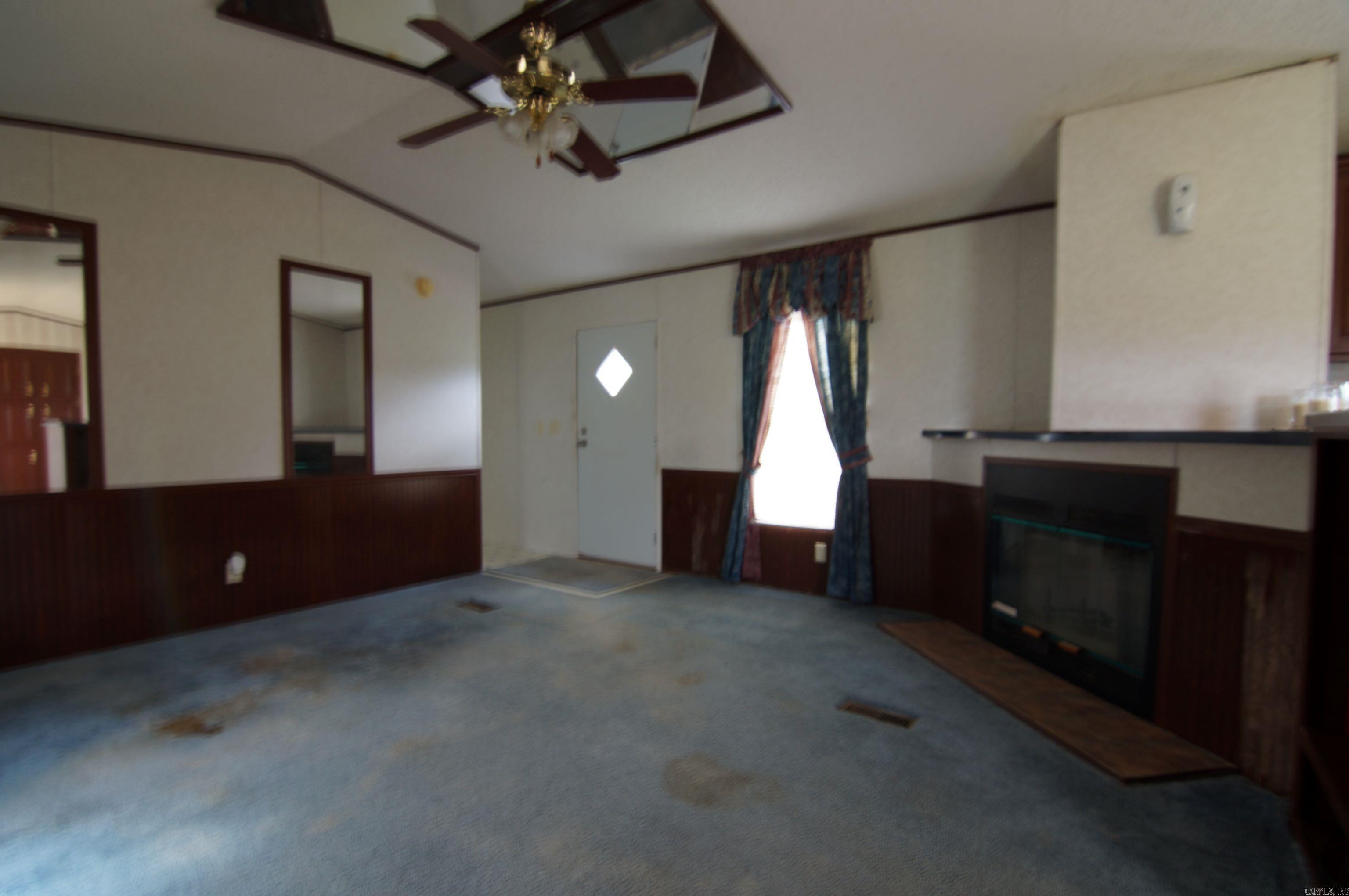 365 Maple Tree Cove