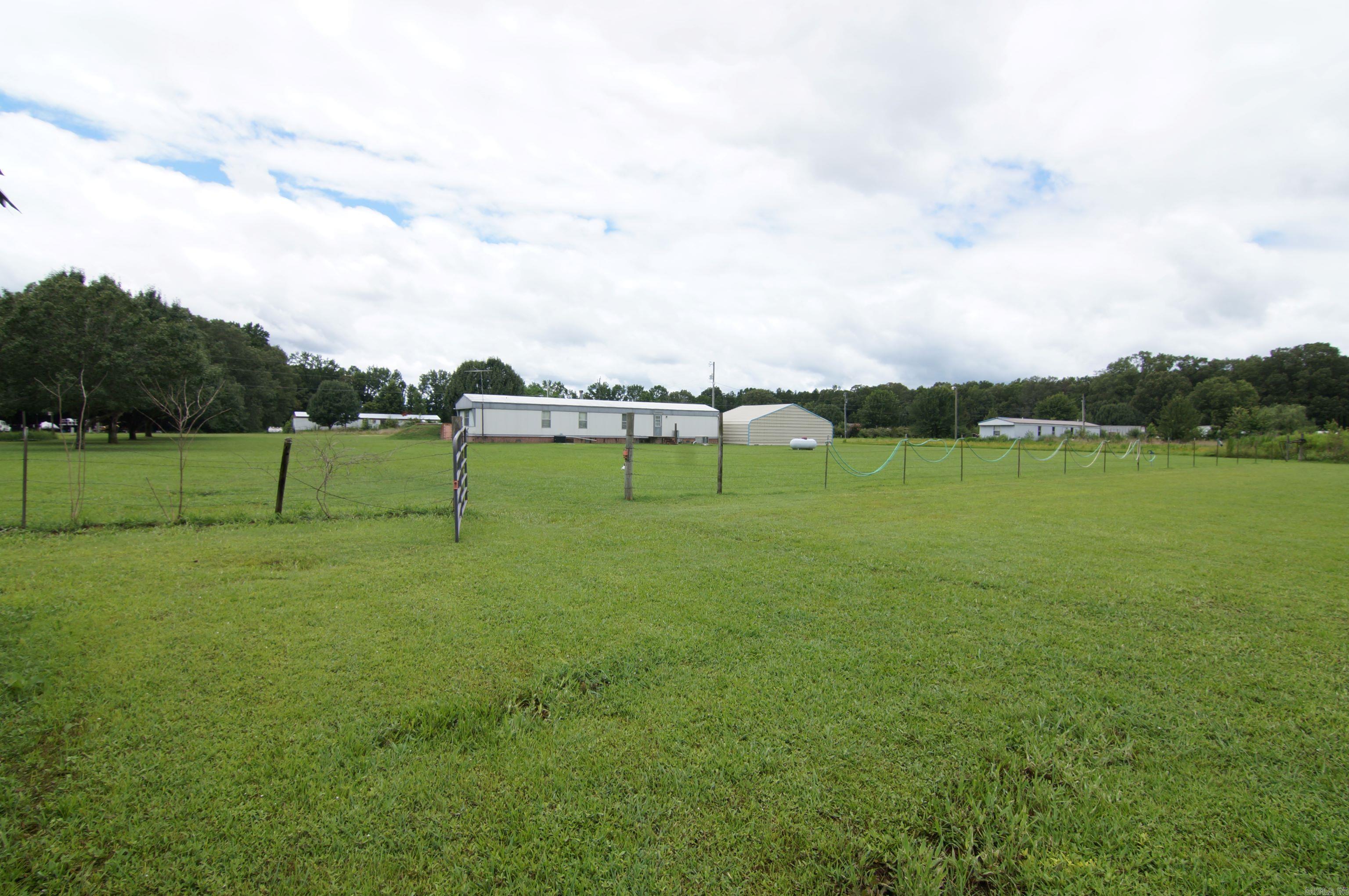 365 Maple Tree Cove
