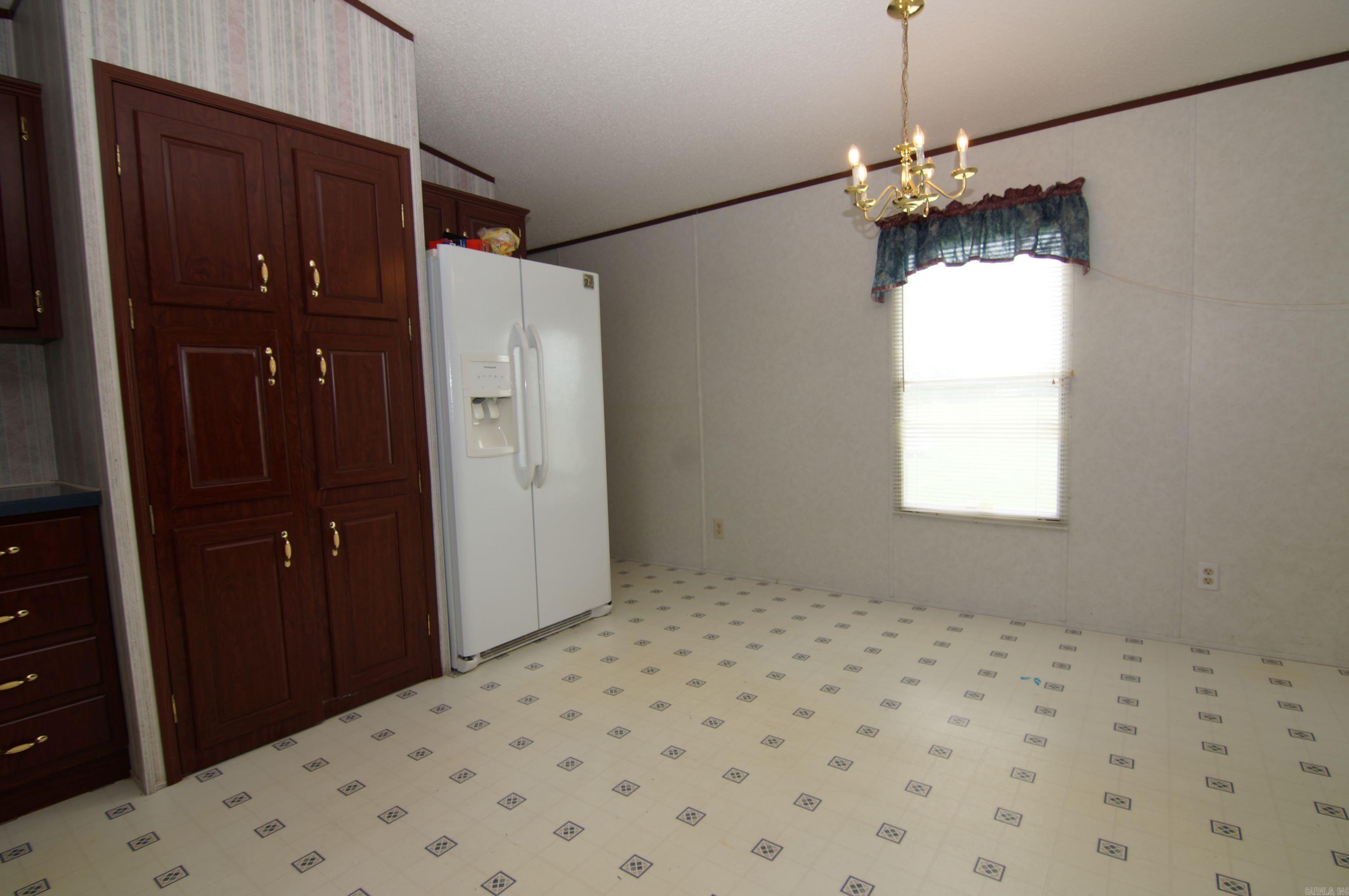 365 Maple Tree Cove