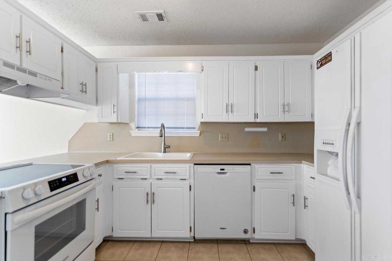 51 Fieldcrest Circle