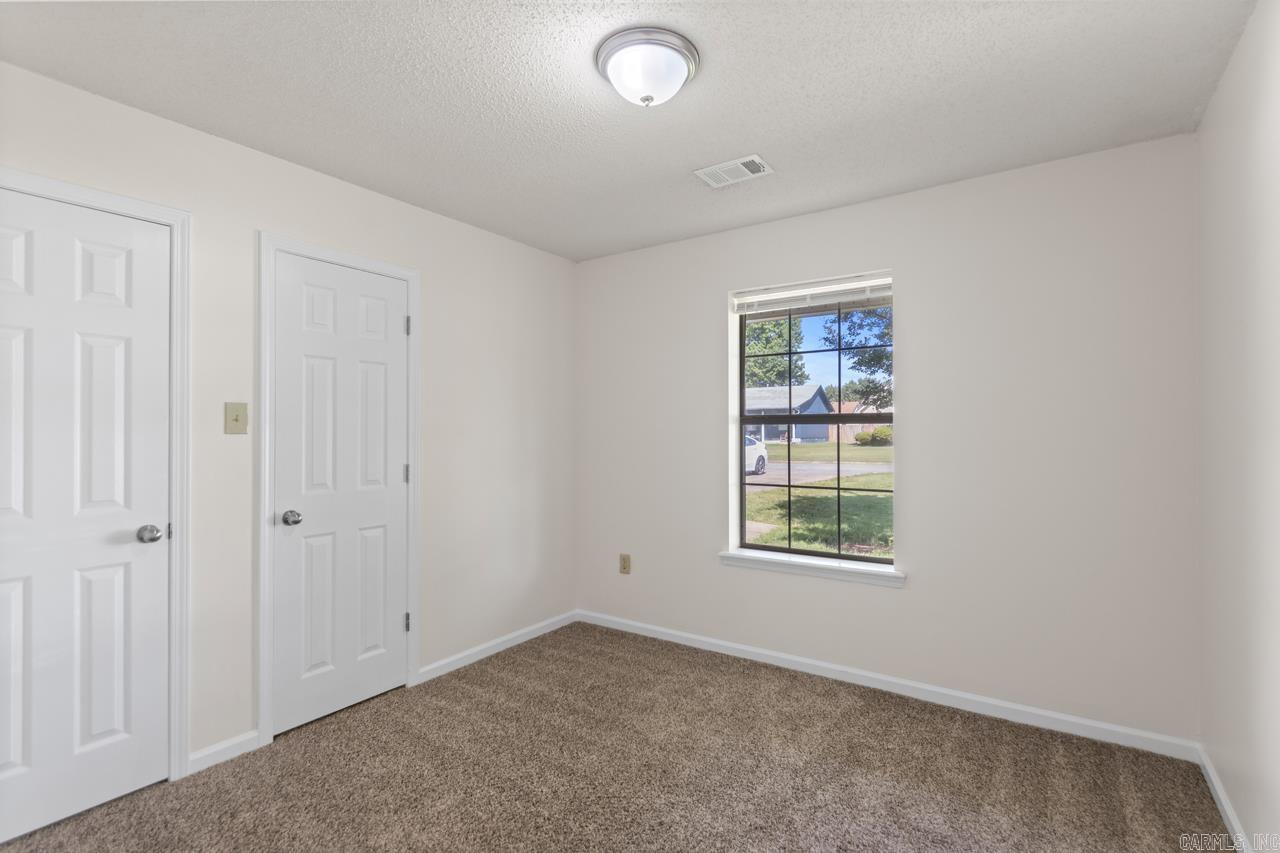 51 Fieldcrest Circle