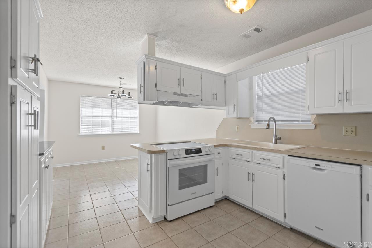 51 Fieldcrest Circle