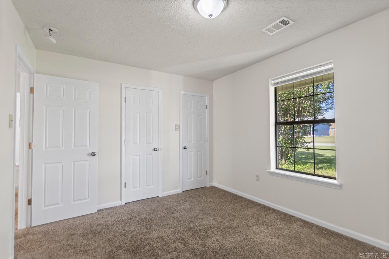 51 Fieldcrest Circle