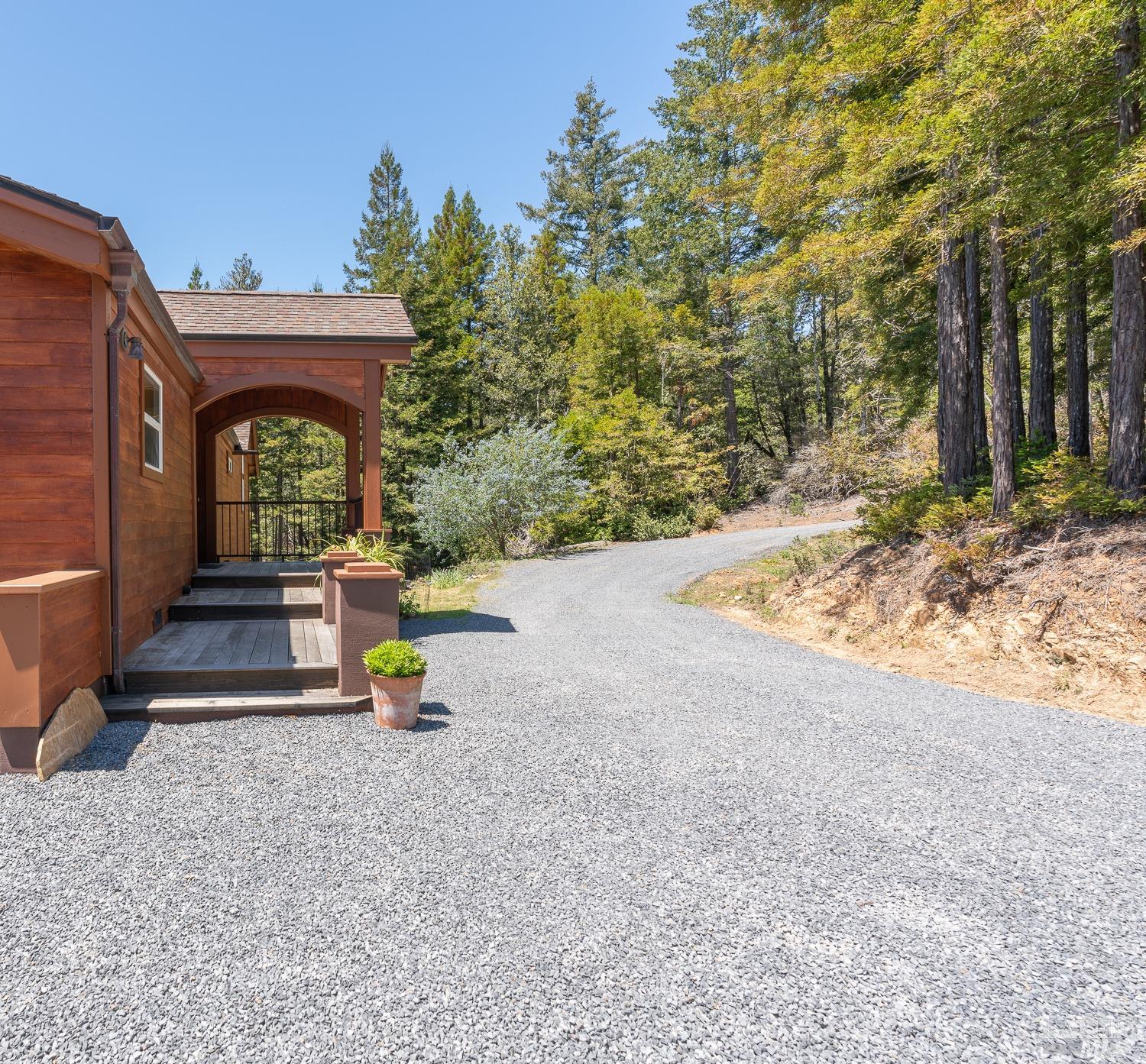 43951 Iversen Rd