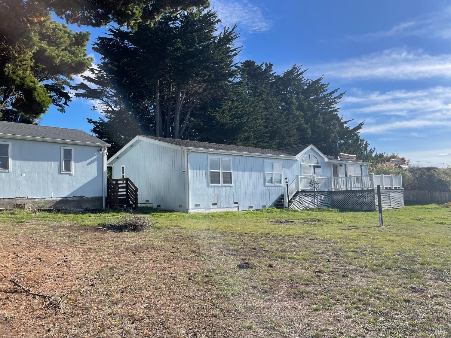 17700 Pacific View Dr