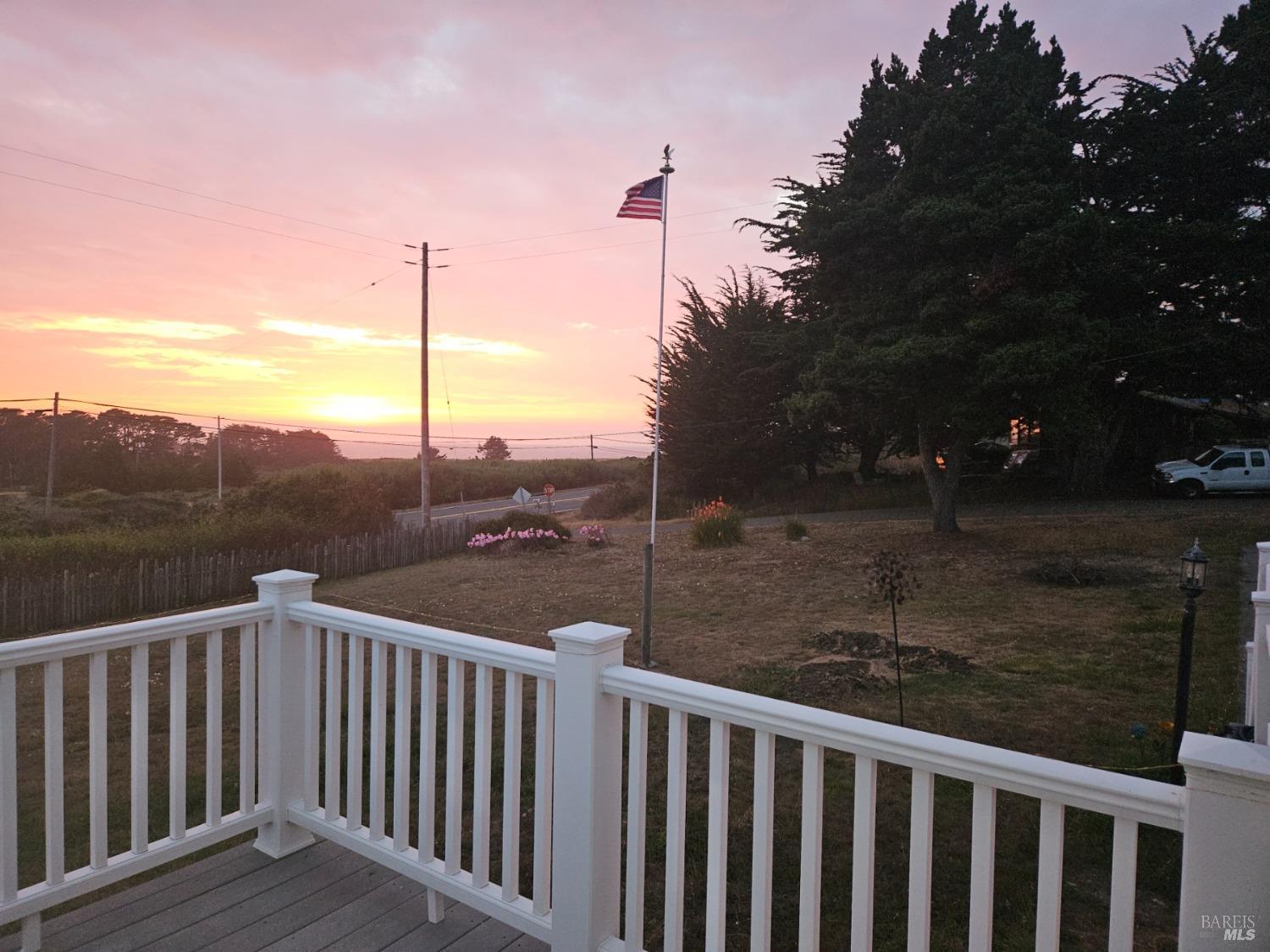 17700 Pacific View Dr