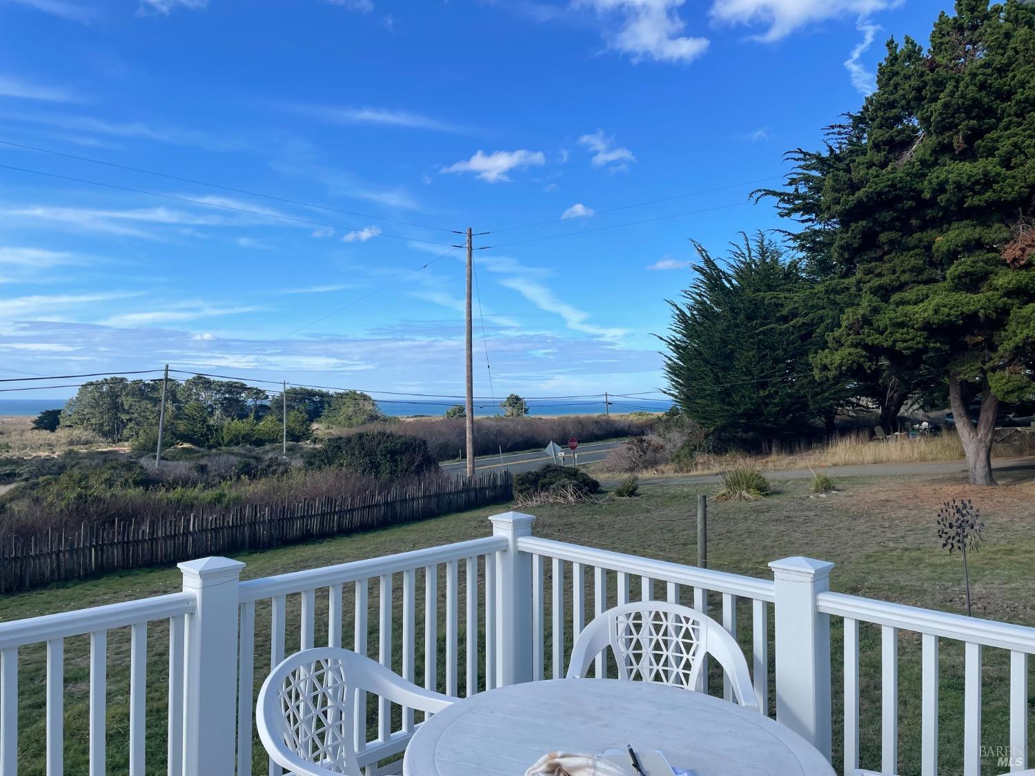 17700 Pacific View Dr