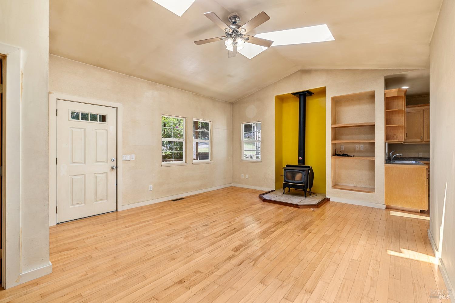 44710 Moonrise Dr