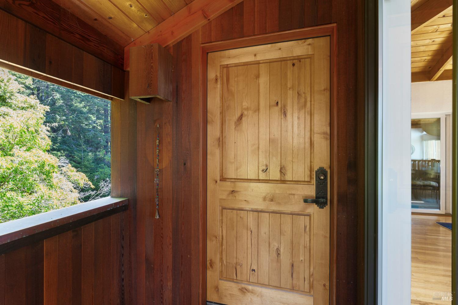 37190 Rams Horn Reach