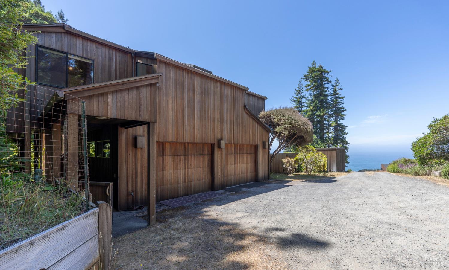 37190 Rams Horn Reach