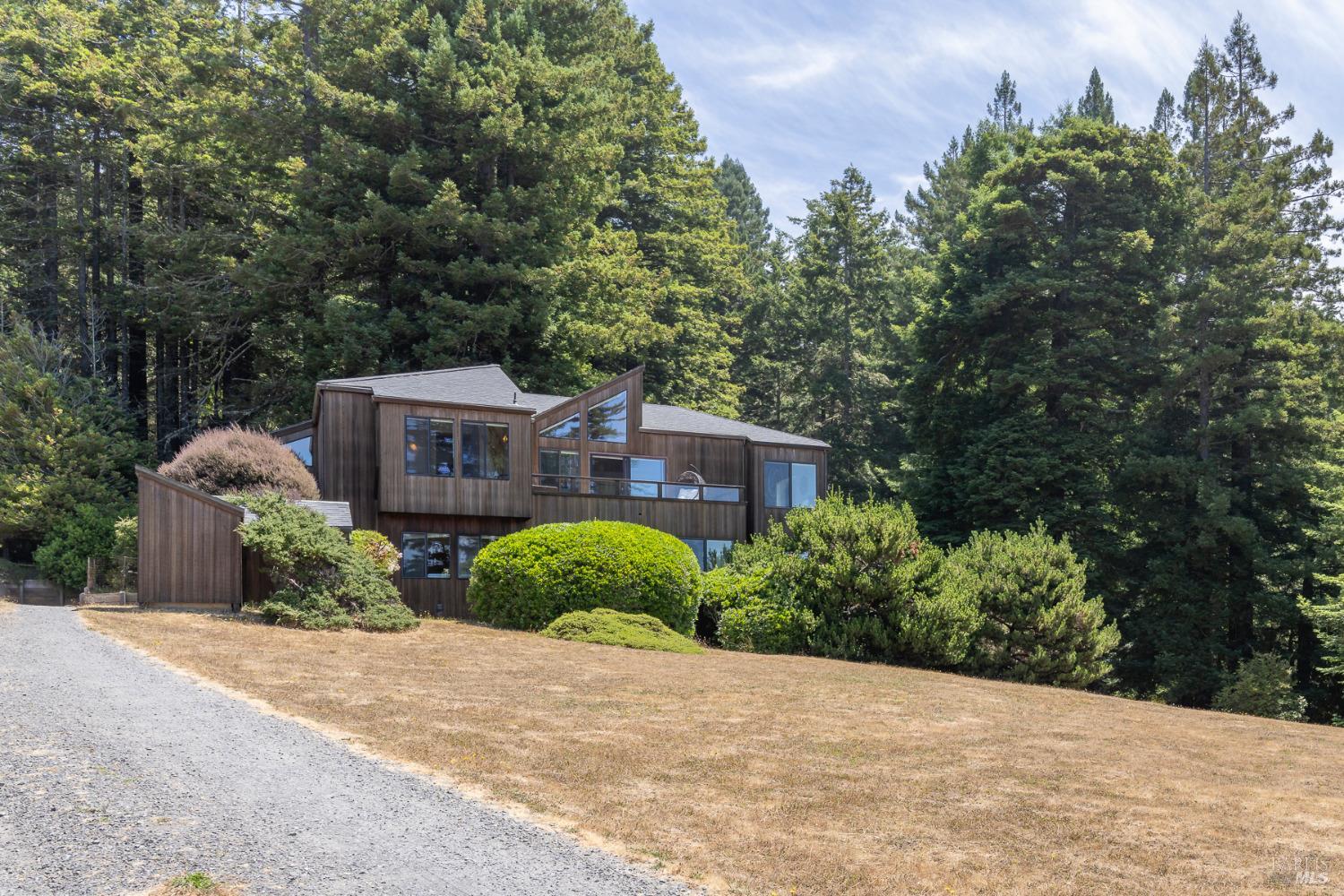 37190 Rams Horn Reach