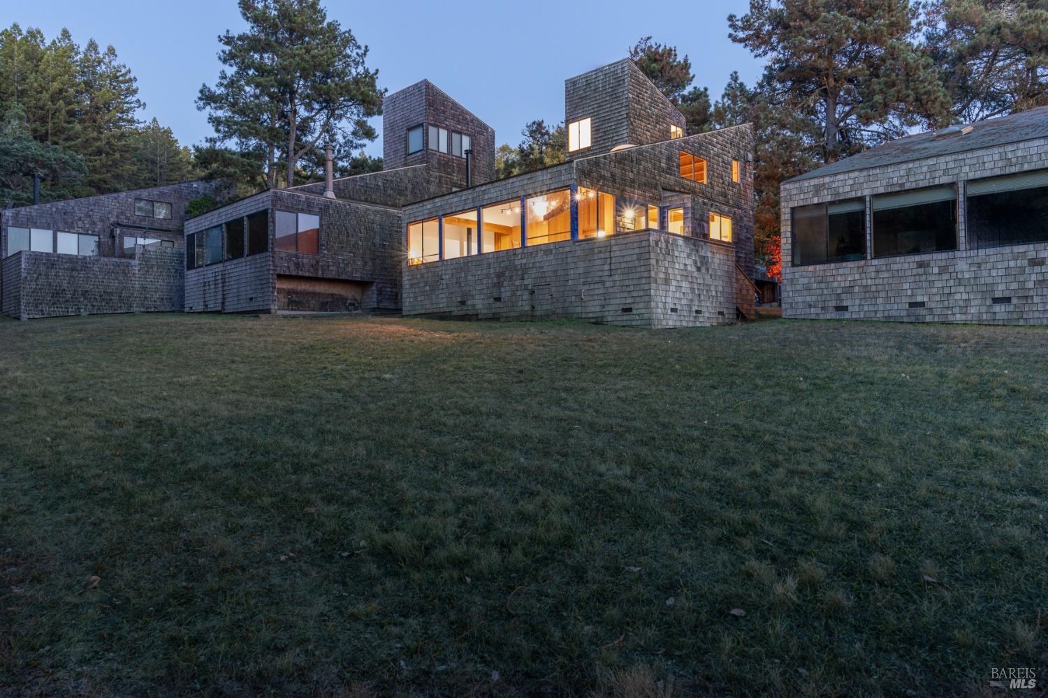 350 Madrone Mdw