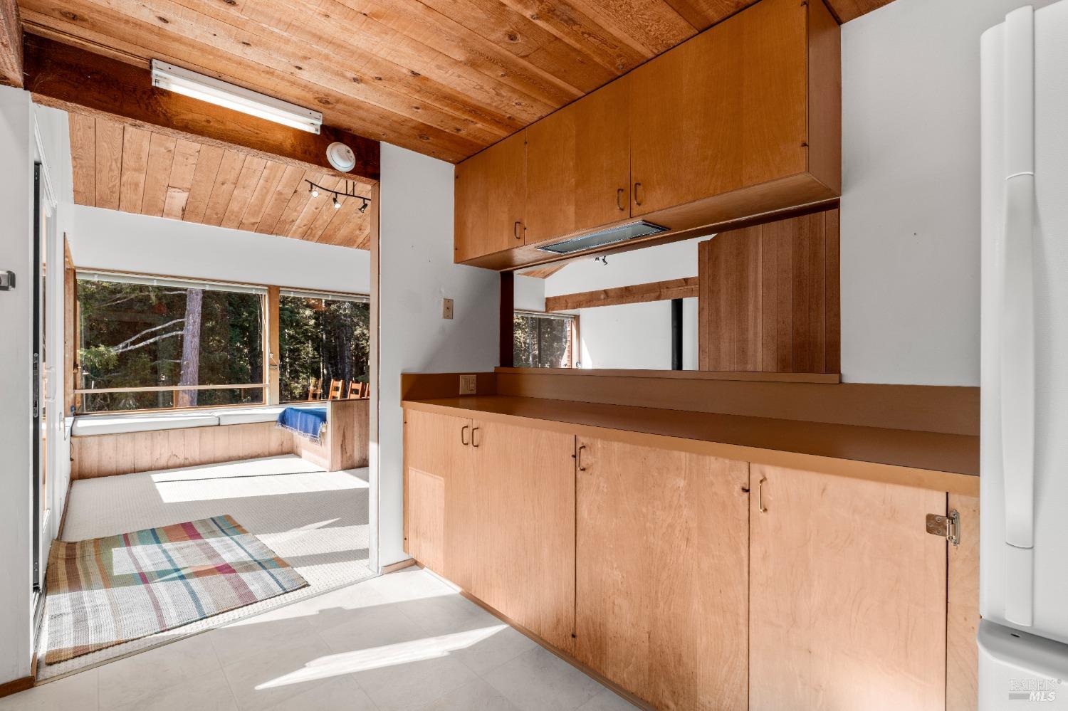 350 Madrone Mdw
