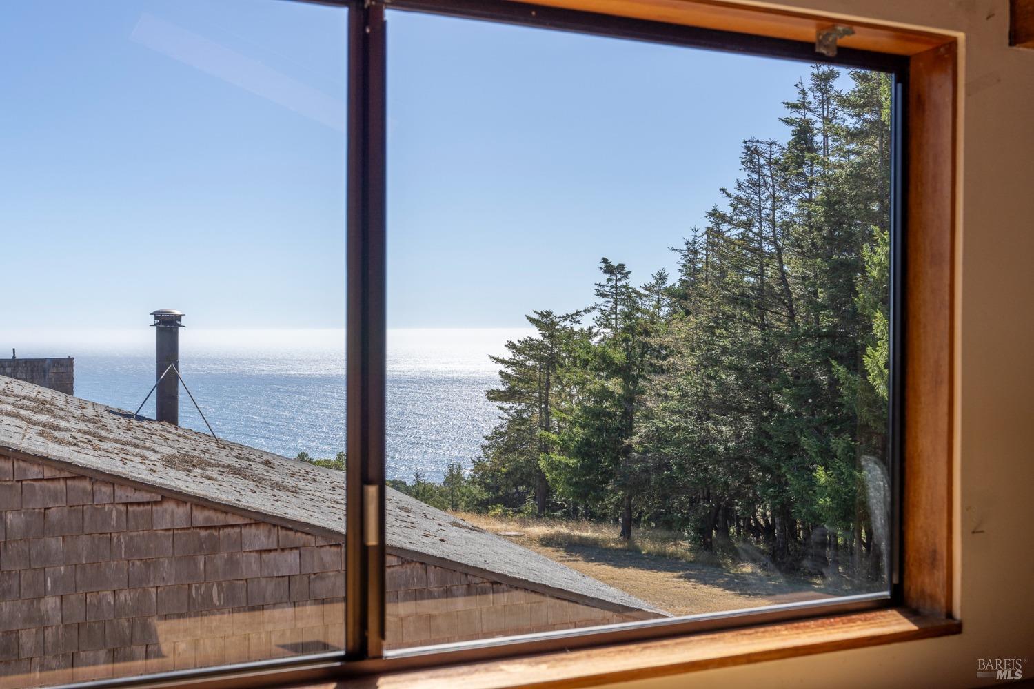 350 Madrone Mdw