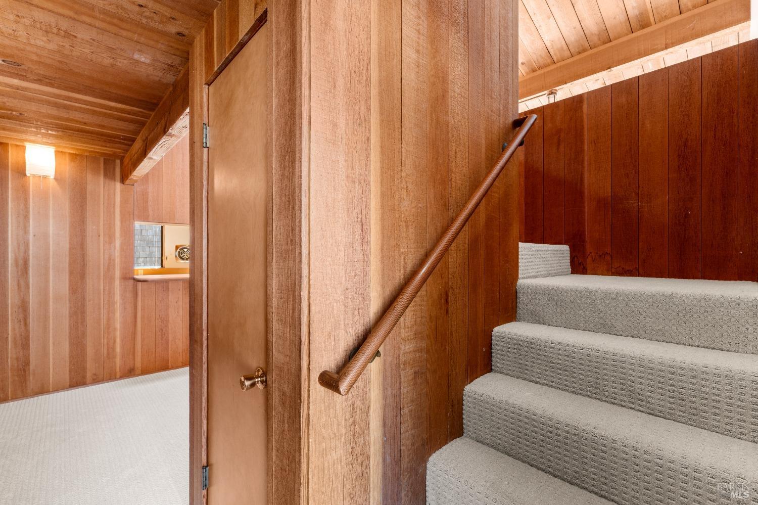 350 Madrone Mdw