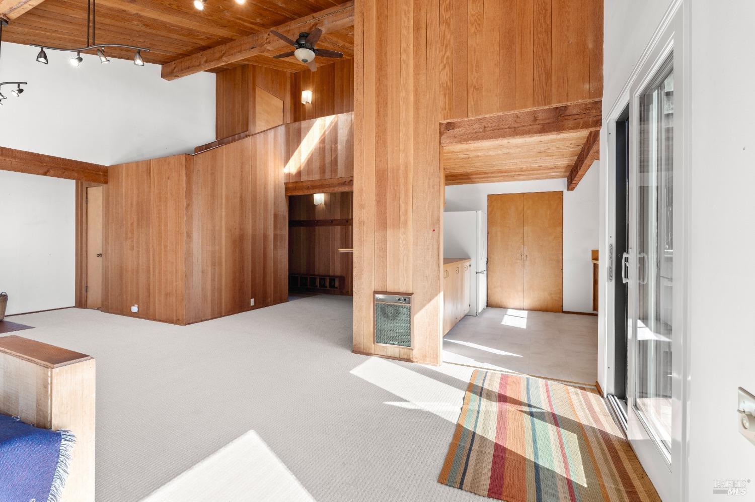 350 Madrone Mdw