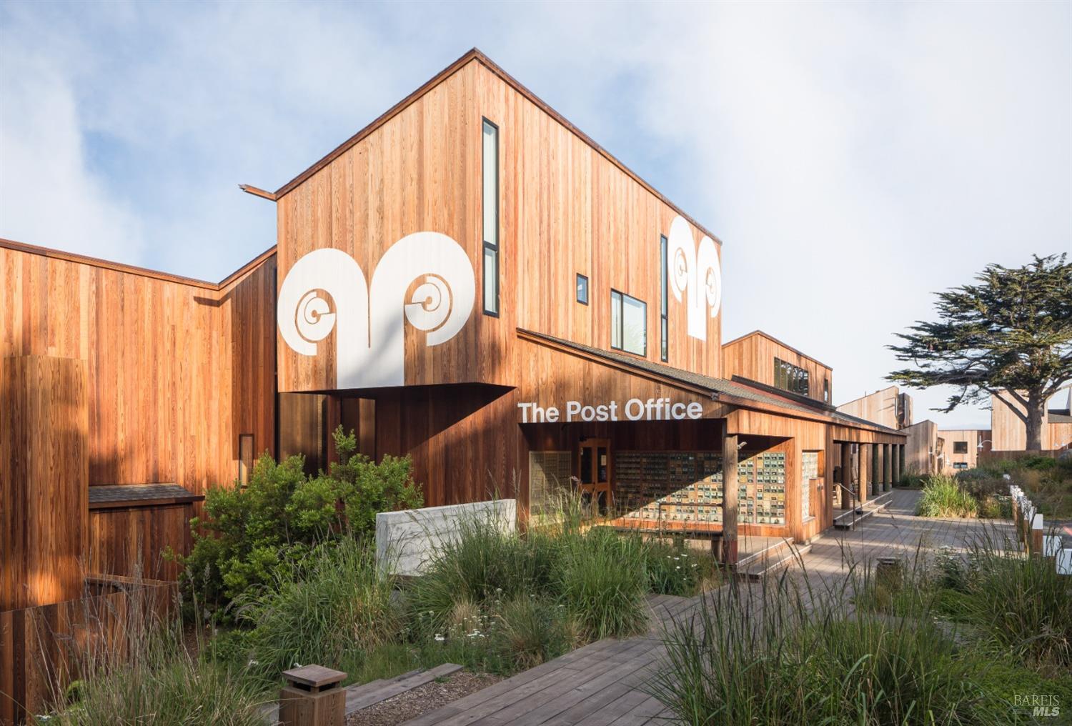 350 Madrone Mdw