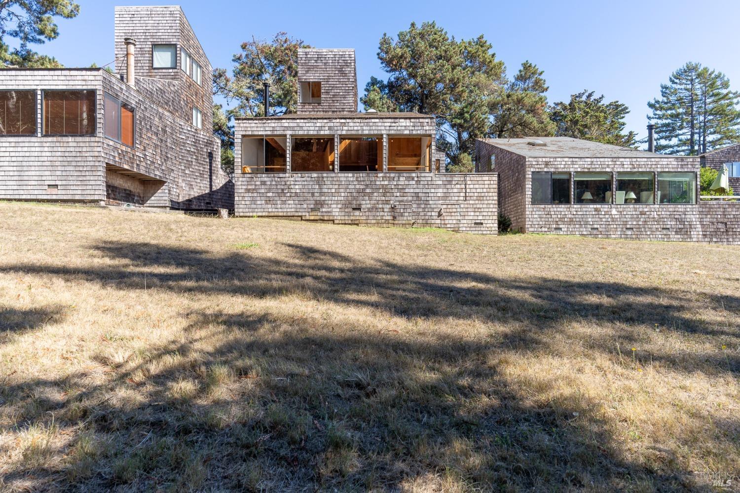 350 Madrone Mdw