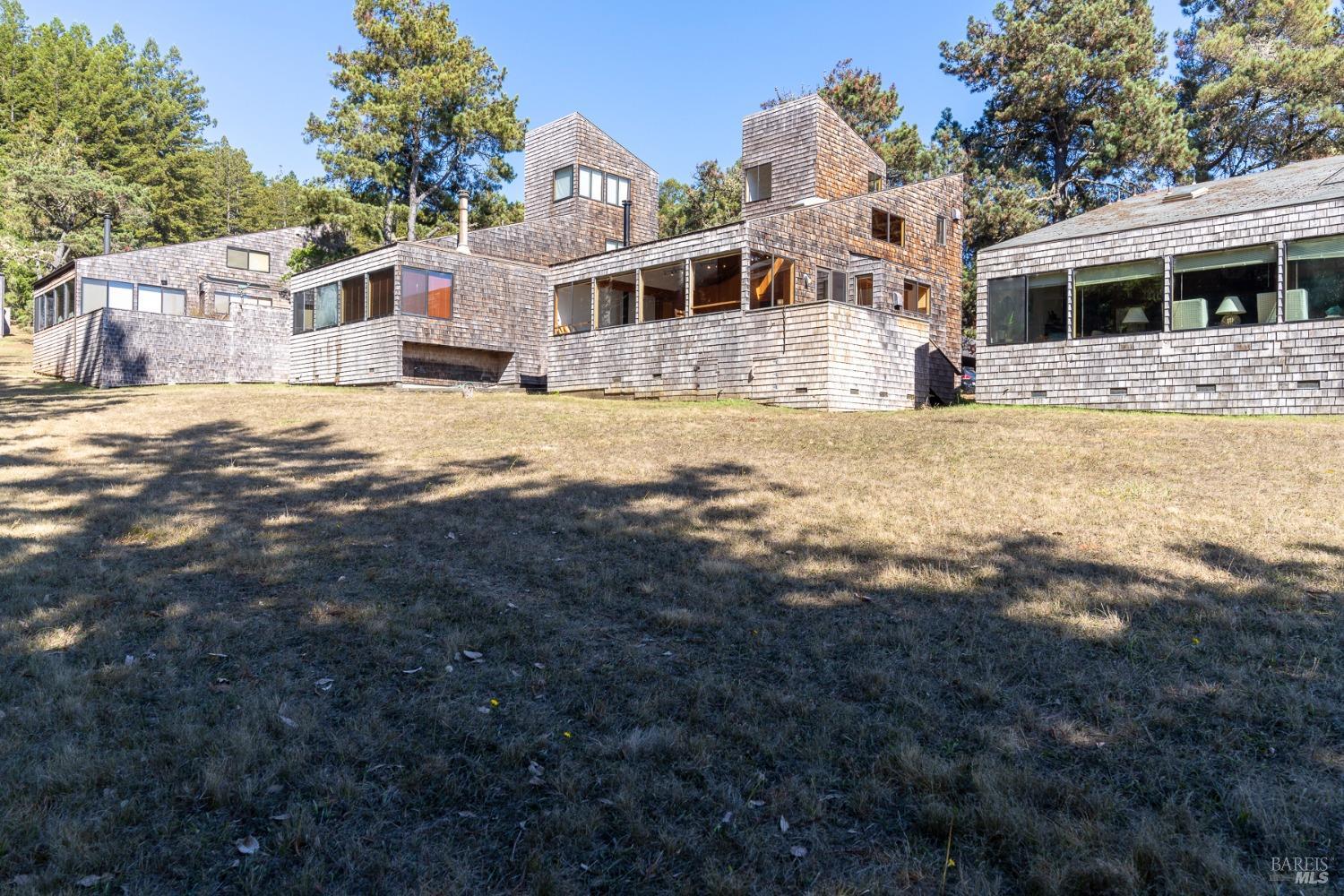 350 Madrone Mdw