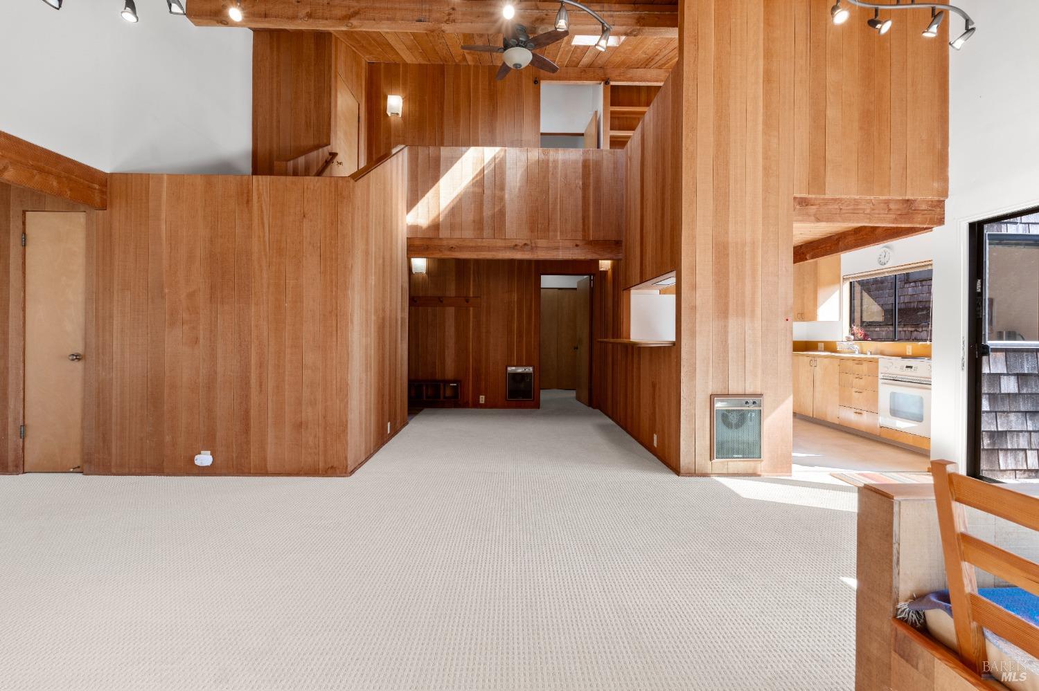 350 Madrone Mdw