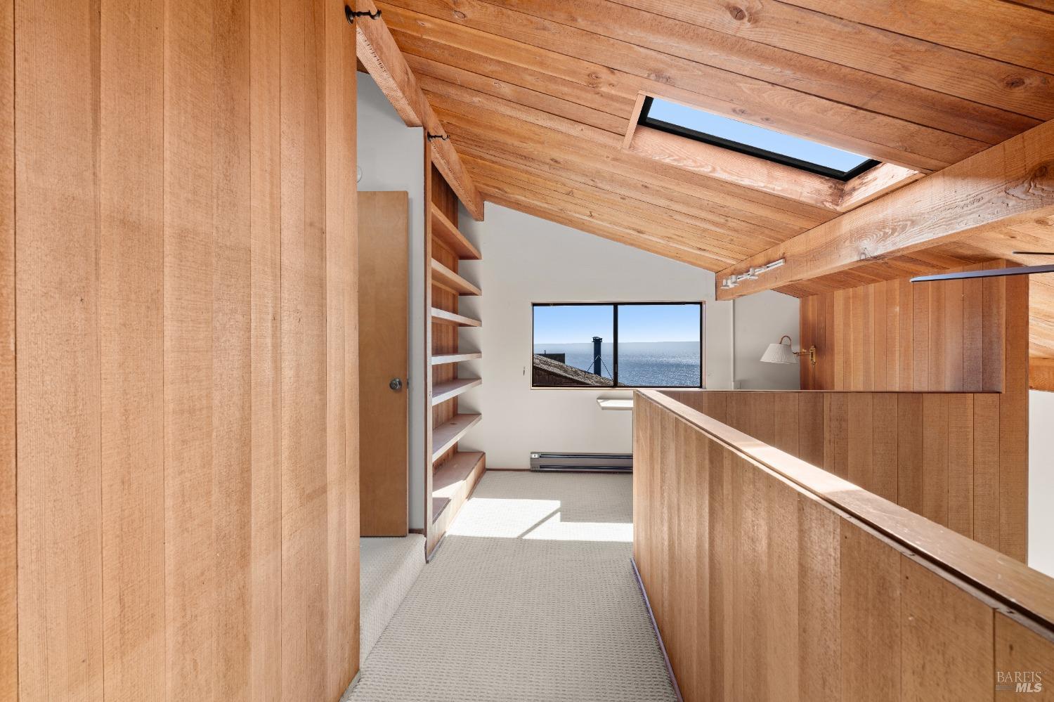 350 Madrone Mdw