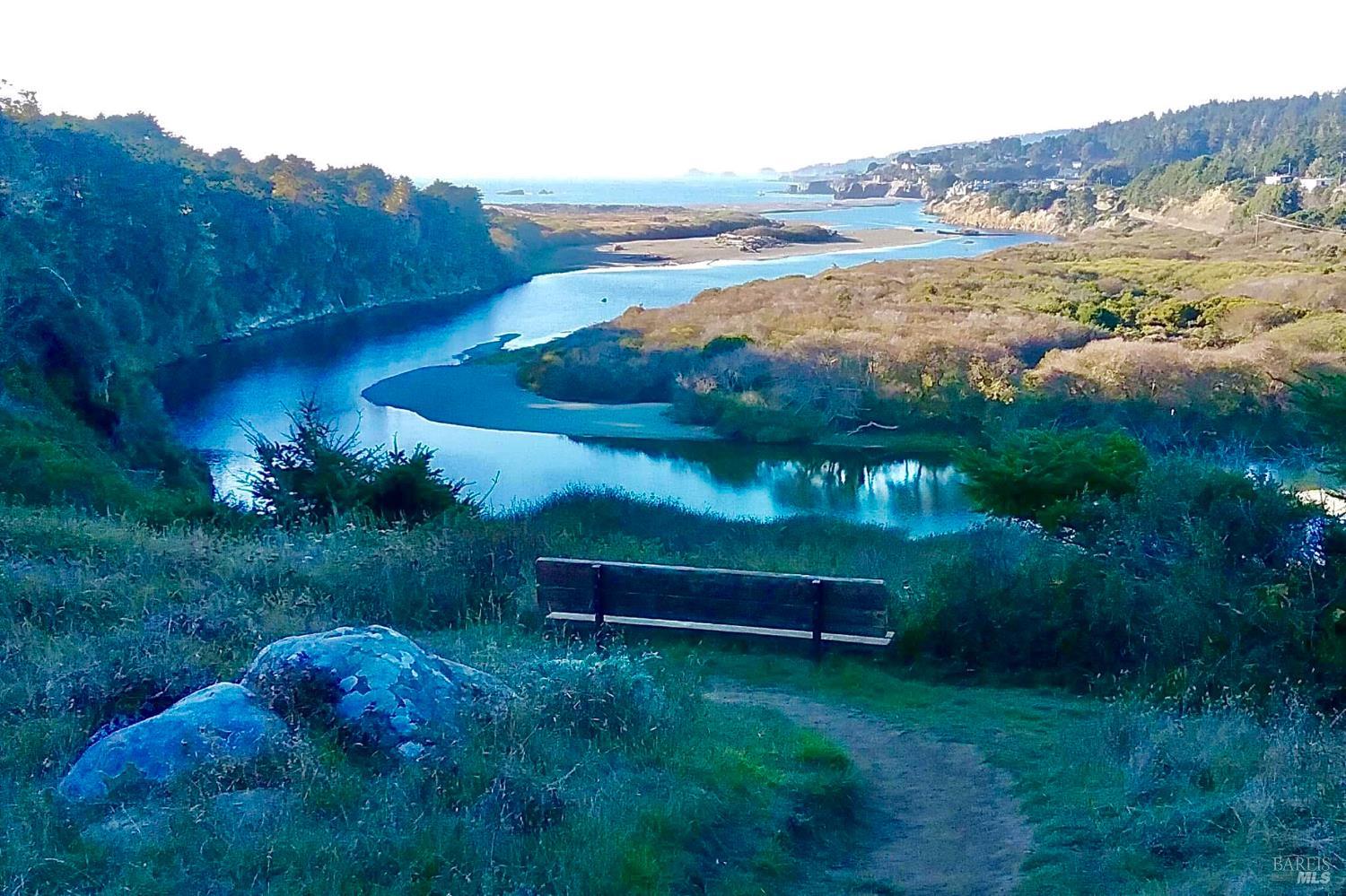 46020 Pacific Woods Rd