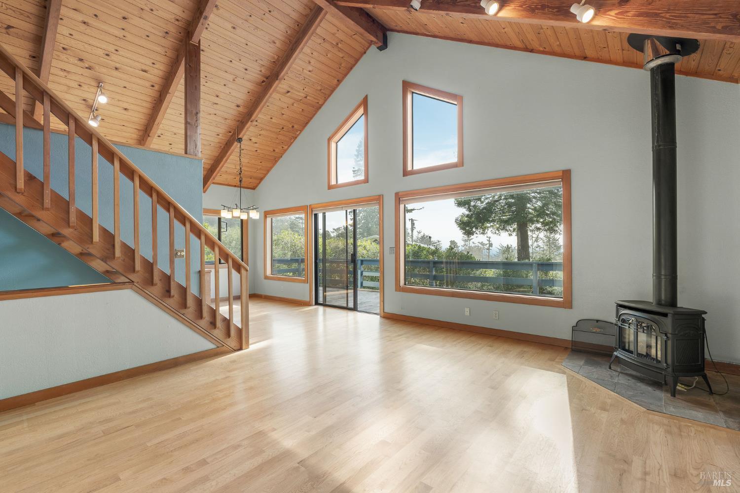 35520 Ocean View Court