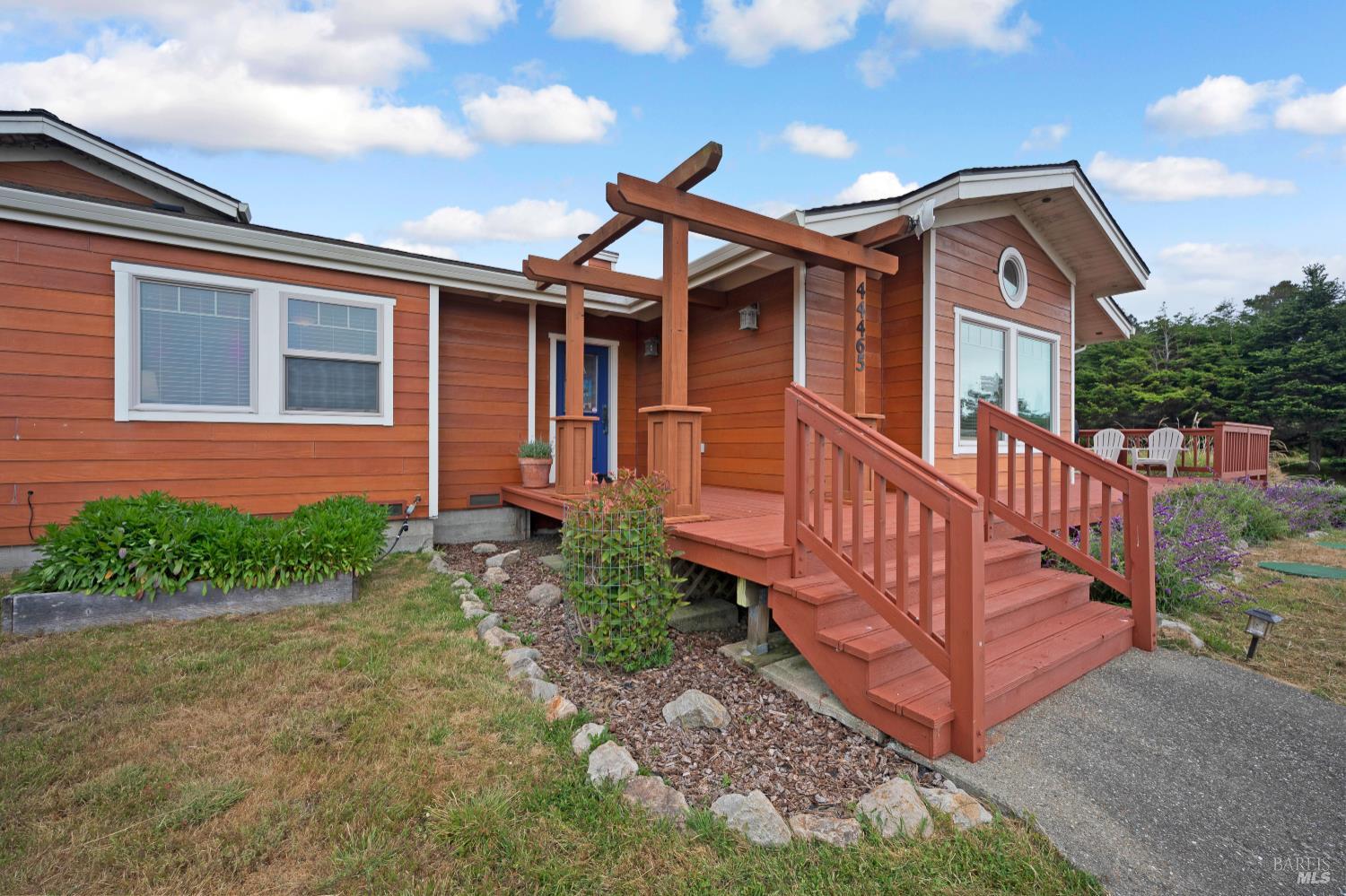 44465 O Roreys Roost