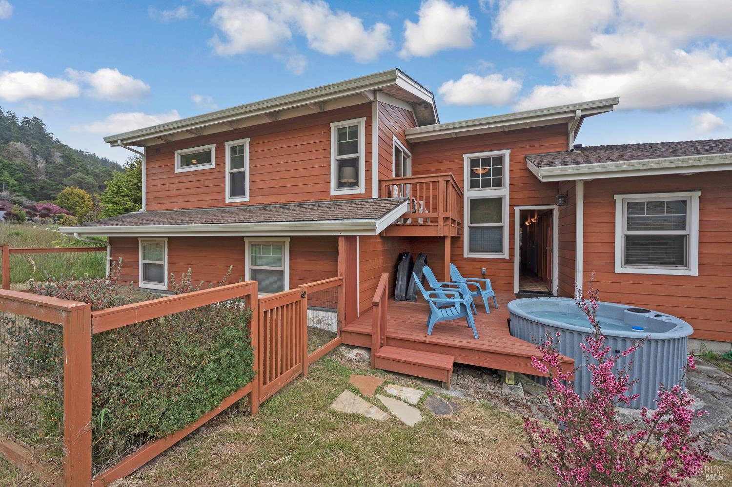 44465 O Roreys Roost