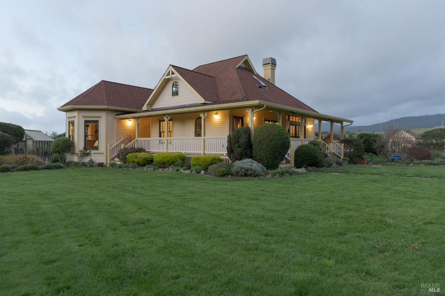 43700 Mountain View Road