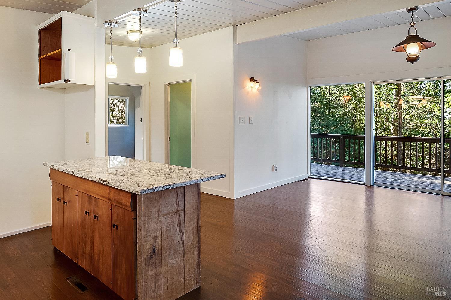 46801 Ocean View Drive