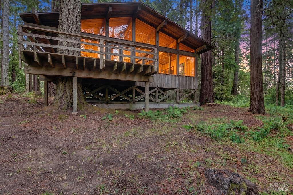 46825 Pacific Woods Road