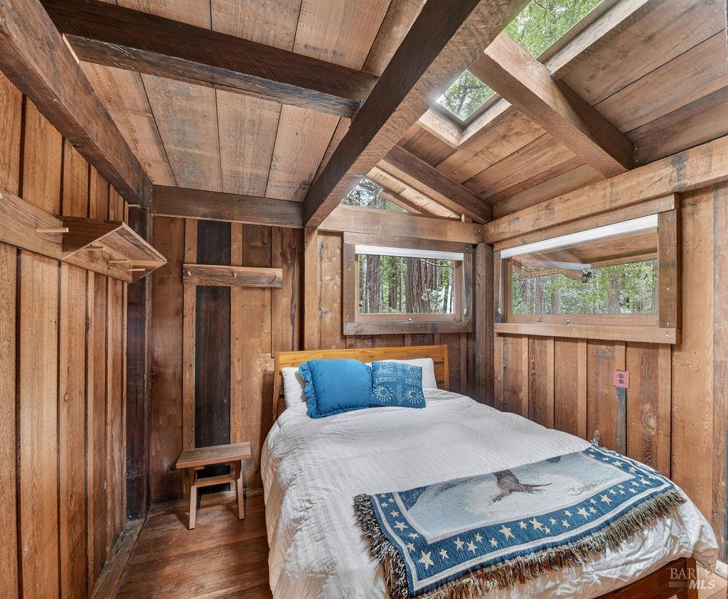 46801 Pacific Woods Road