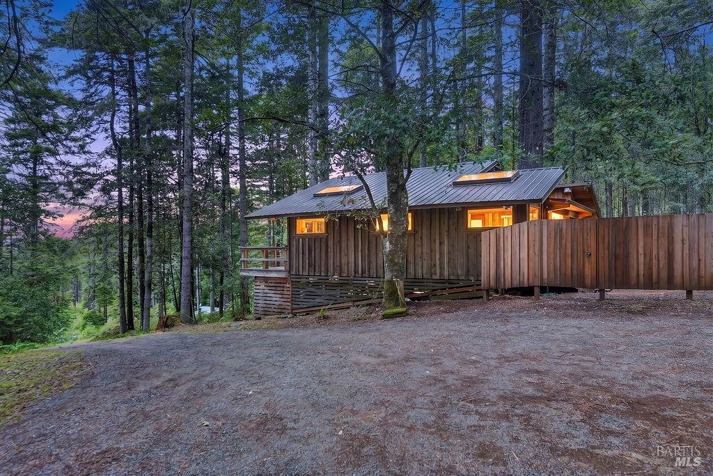 46801 Pacific Woods Road