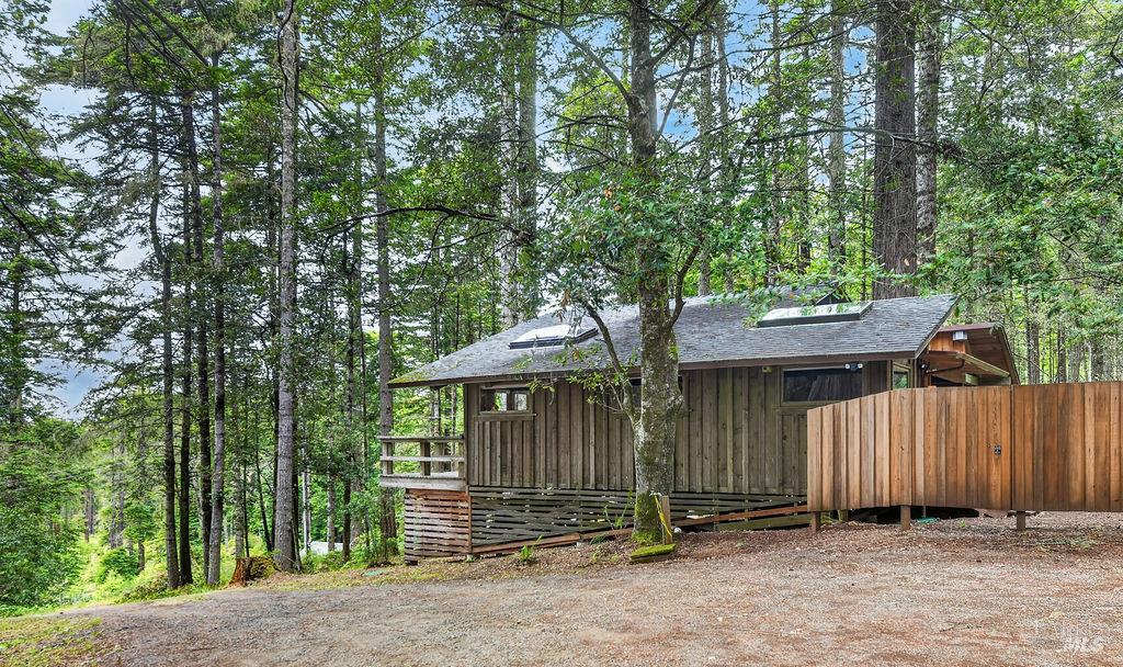 46801 Pacific Woods Road