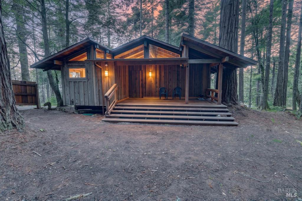 46801 Pacific Woods Road