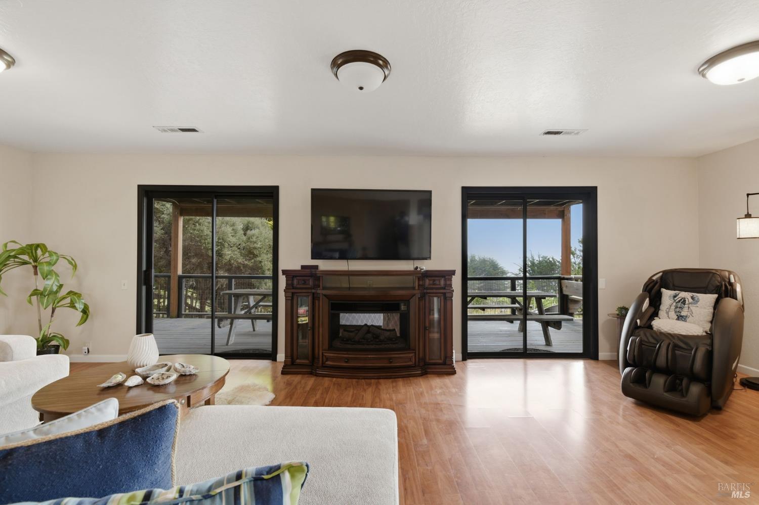 46801 Iversen Drive