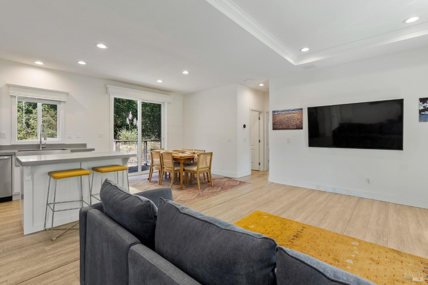 39934 Gualala Court