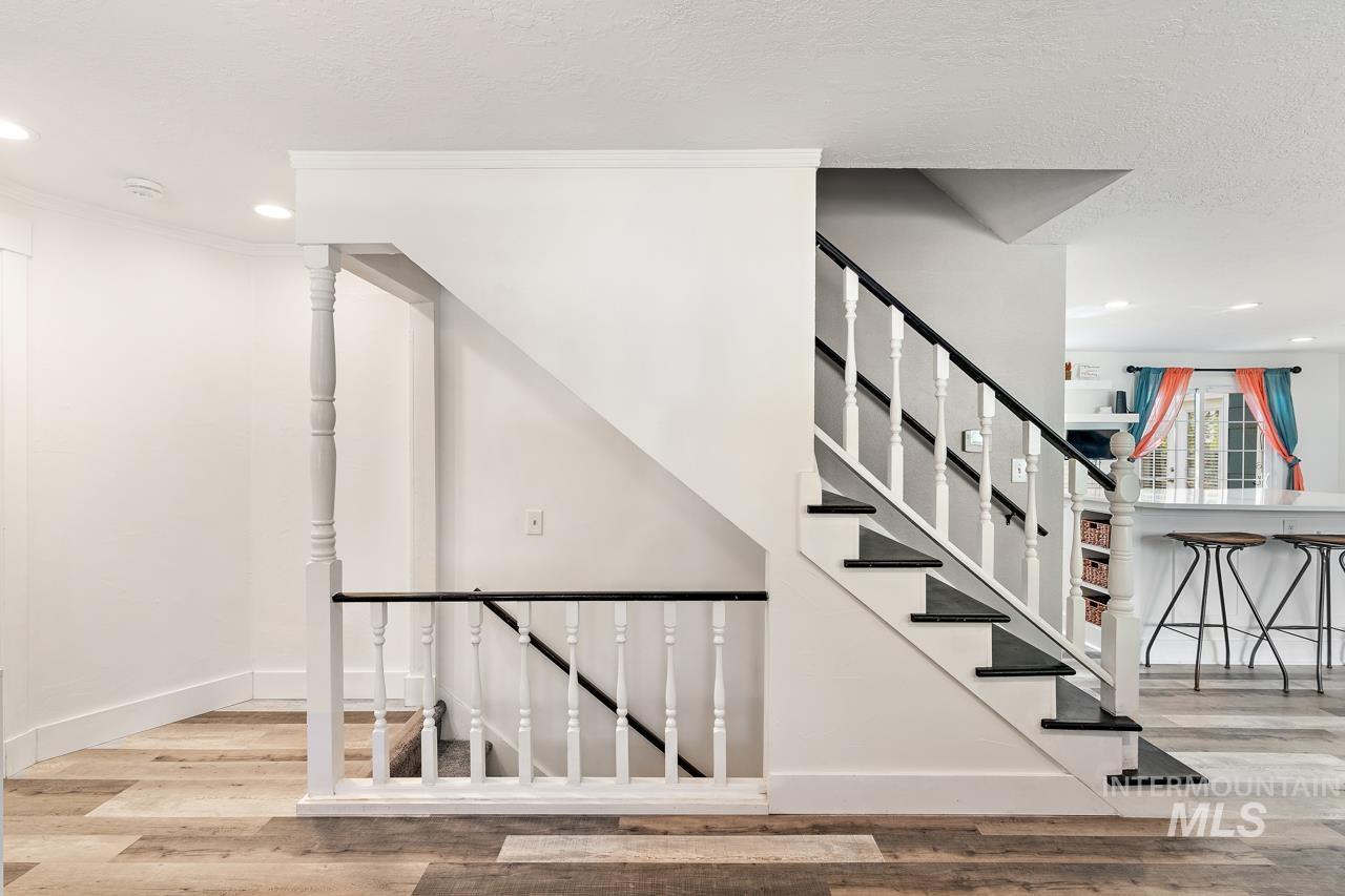 3565 S Waldon
