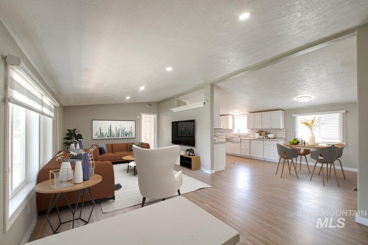 1295 N Timathy Ln
