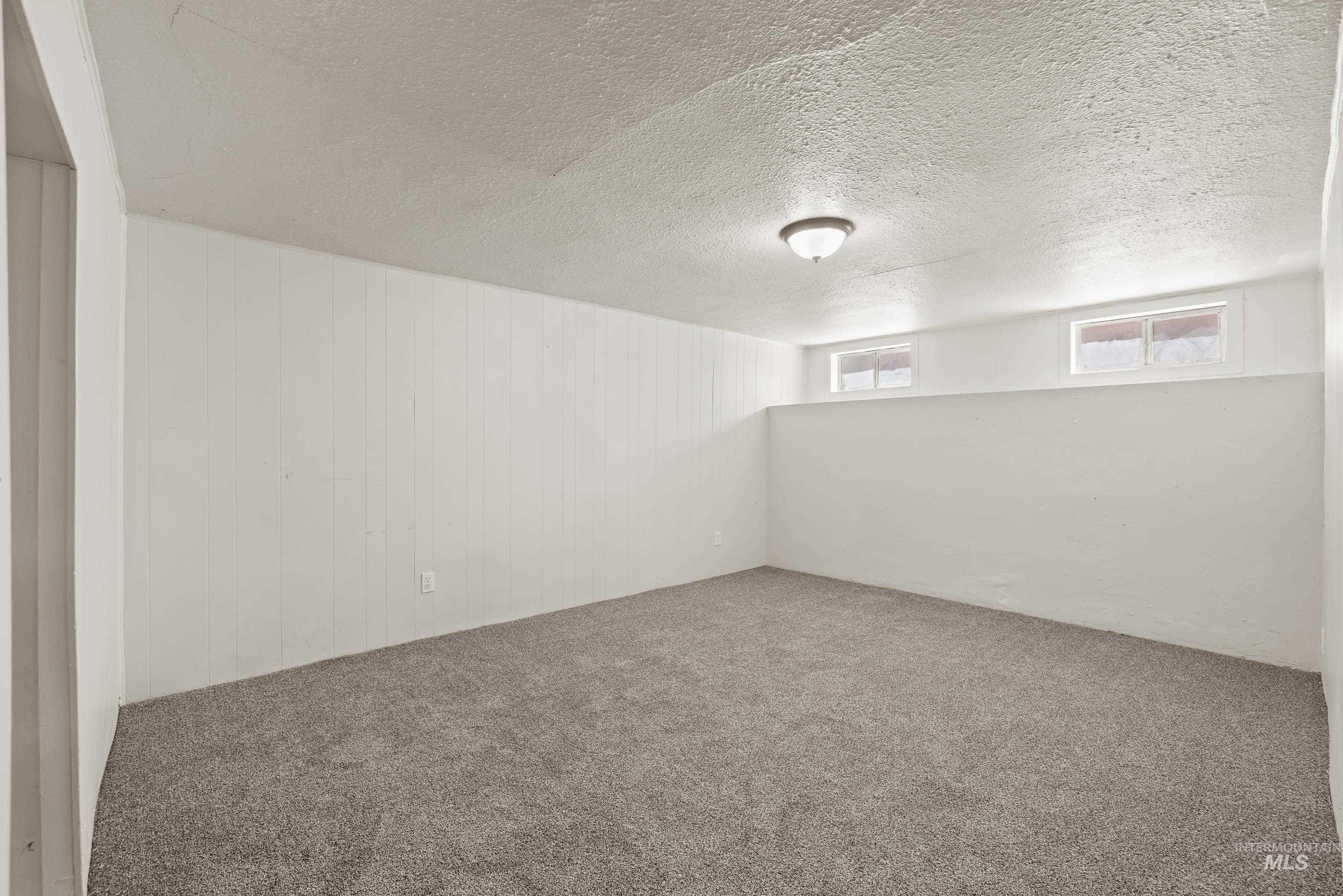 1615 Cleveland Blvd